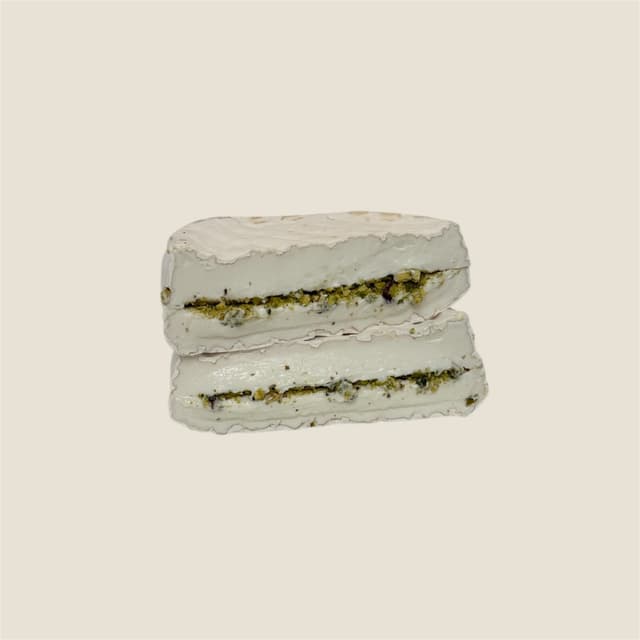Camembert bufala à la pistache